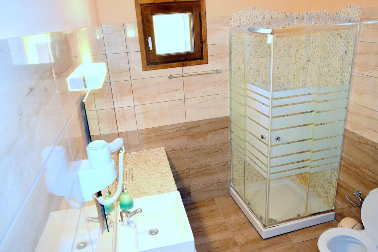 Dourios Ippos Apartments Frikes Zewnętrze zdjęcie